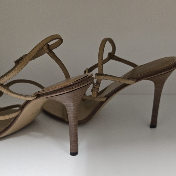 Gucci women heels - Picture 4 of 7